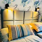 Korony Drzew - Nad Jeziorem Z Prywatnym Pomostem Apartment *